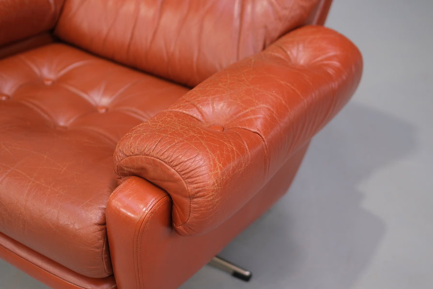 Danish Swivel Chair in Red Leather