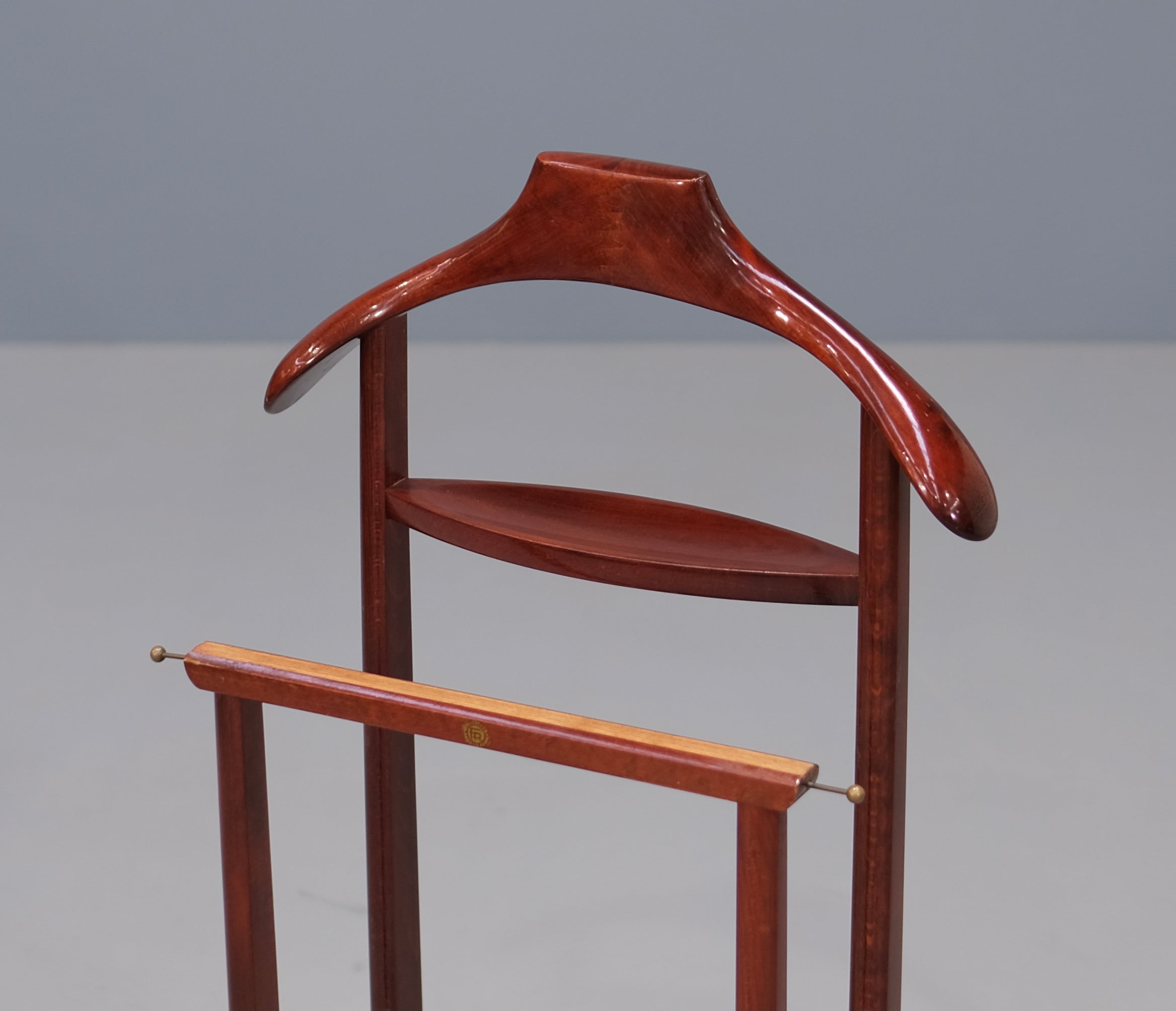 Vintage Italian Valet Stand – Grandfather's Axe