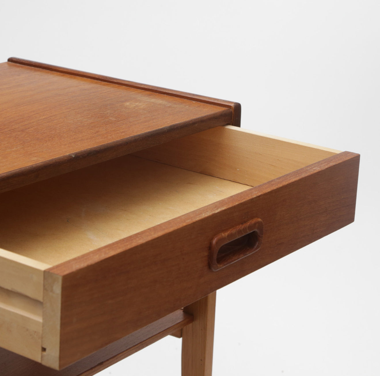 Single Bedside Table in Teak