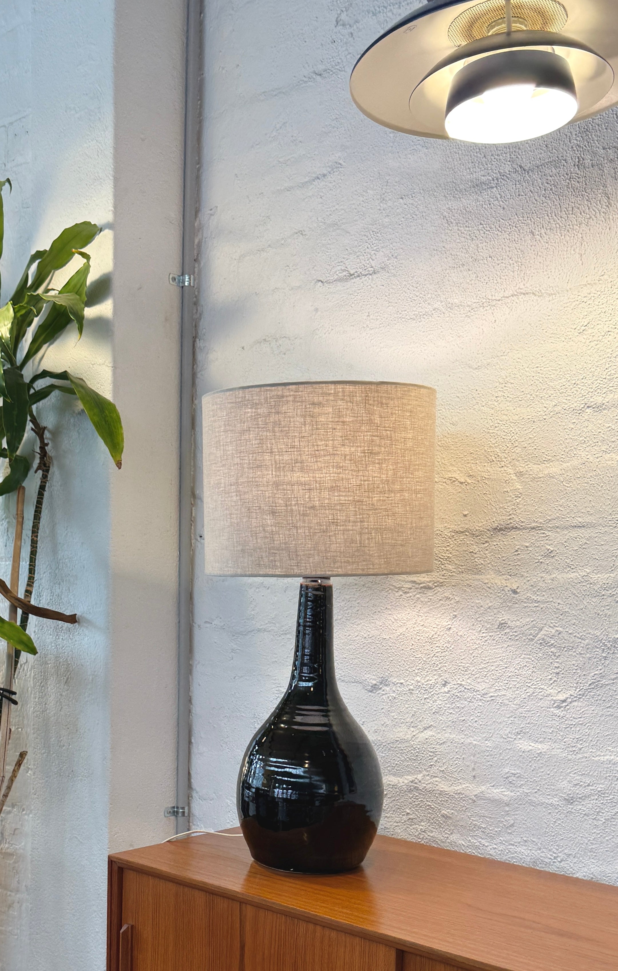 “Old Ballarat” Glazed Stoneware Table Lamp