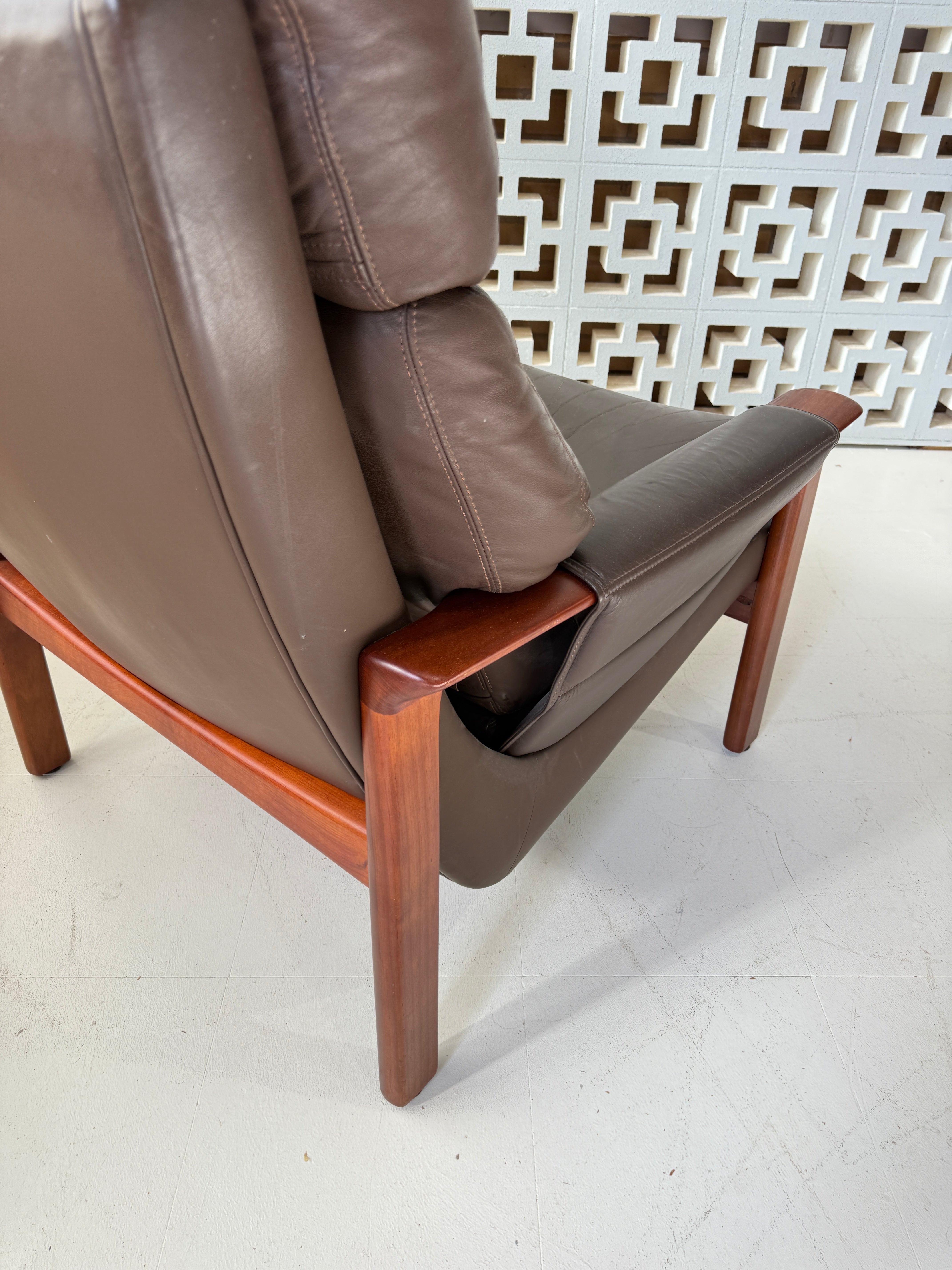 Tessa T21 Lounge Chair in Brown Leather