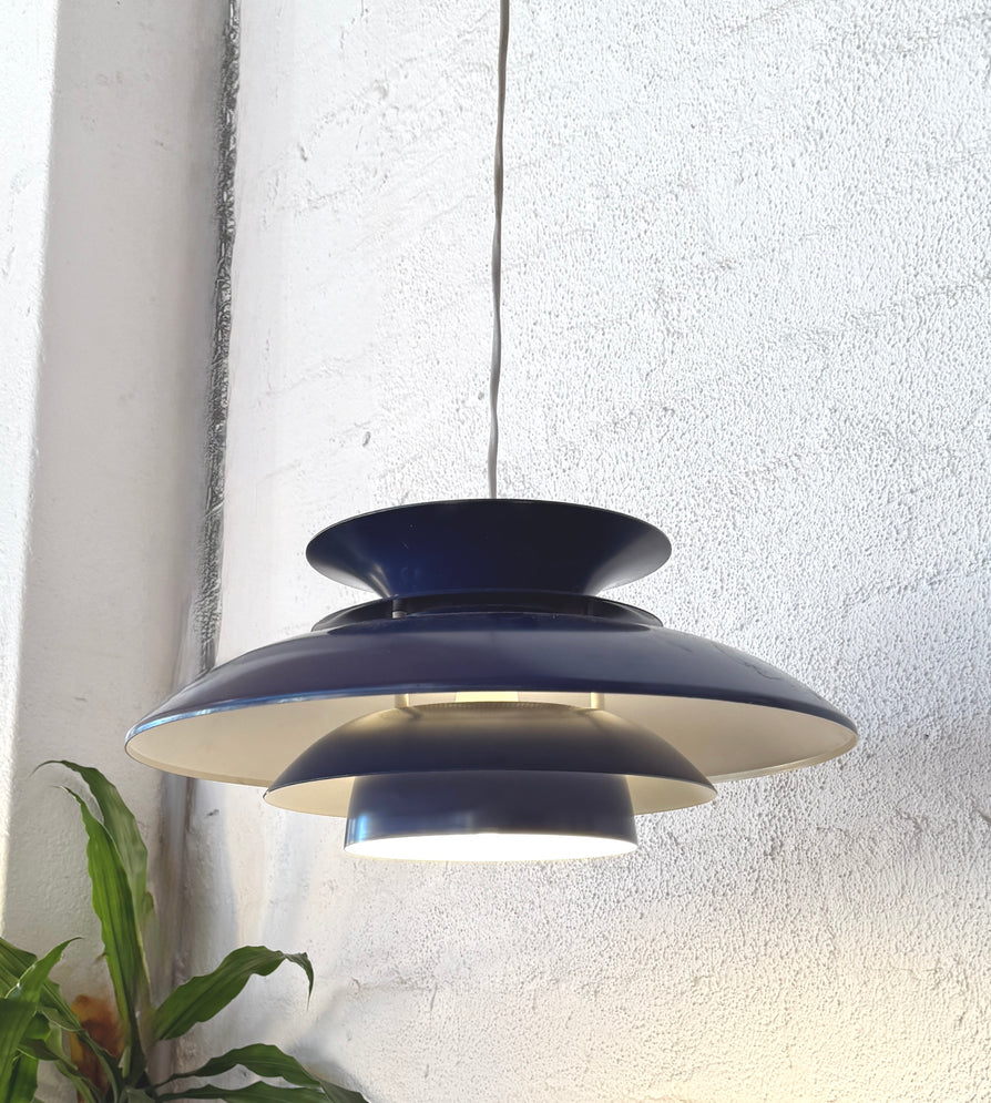 Danish Pendant in Blue