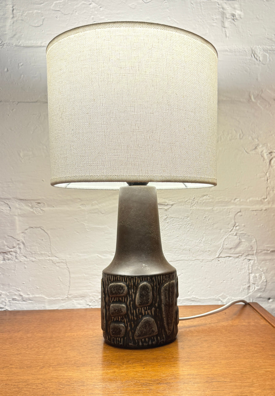 Johgus Stoneware Table Lamp