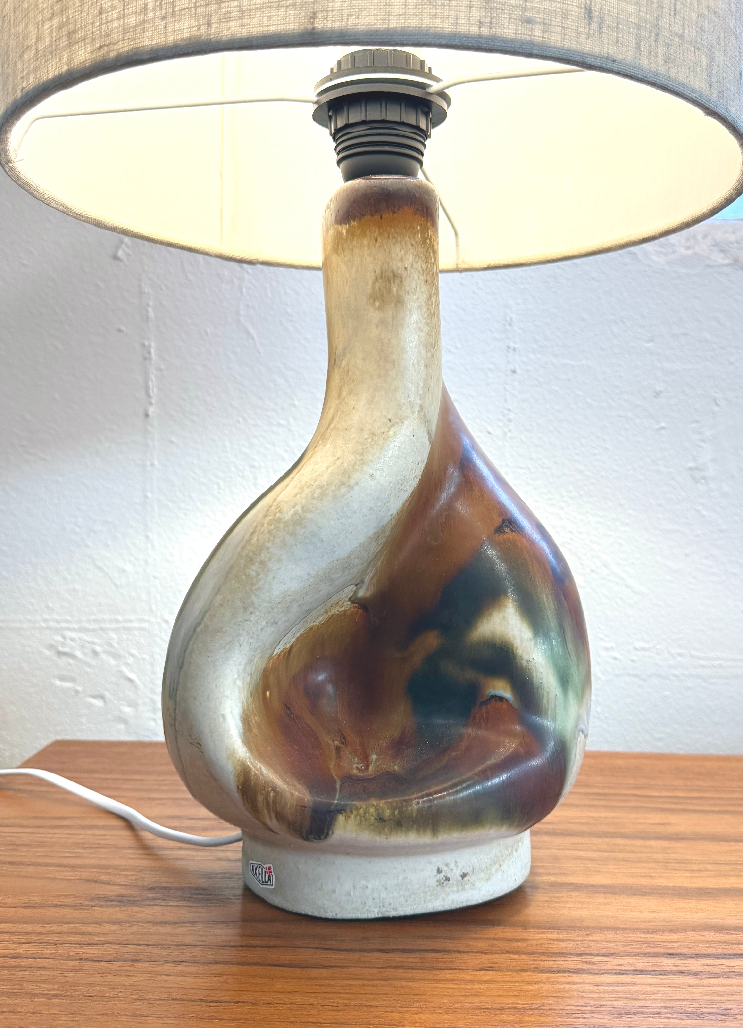 Large Axella Table Lamp