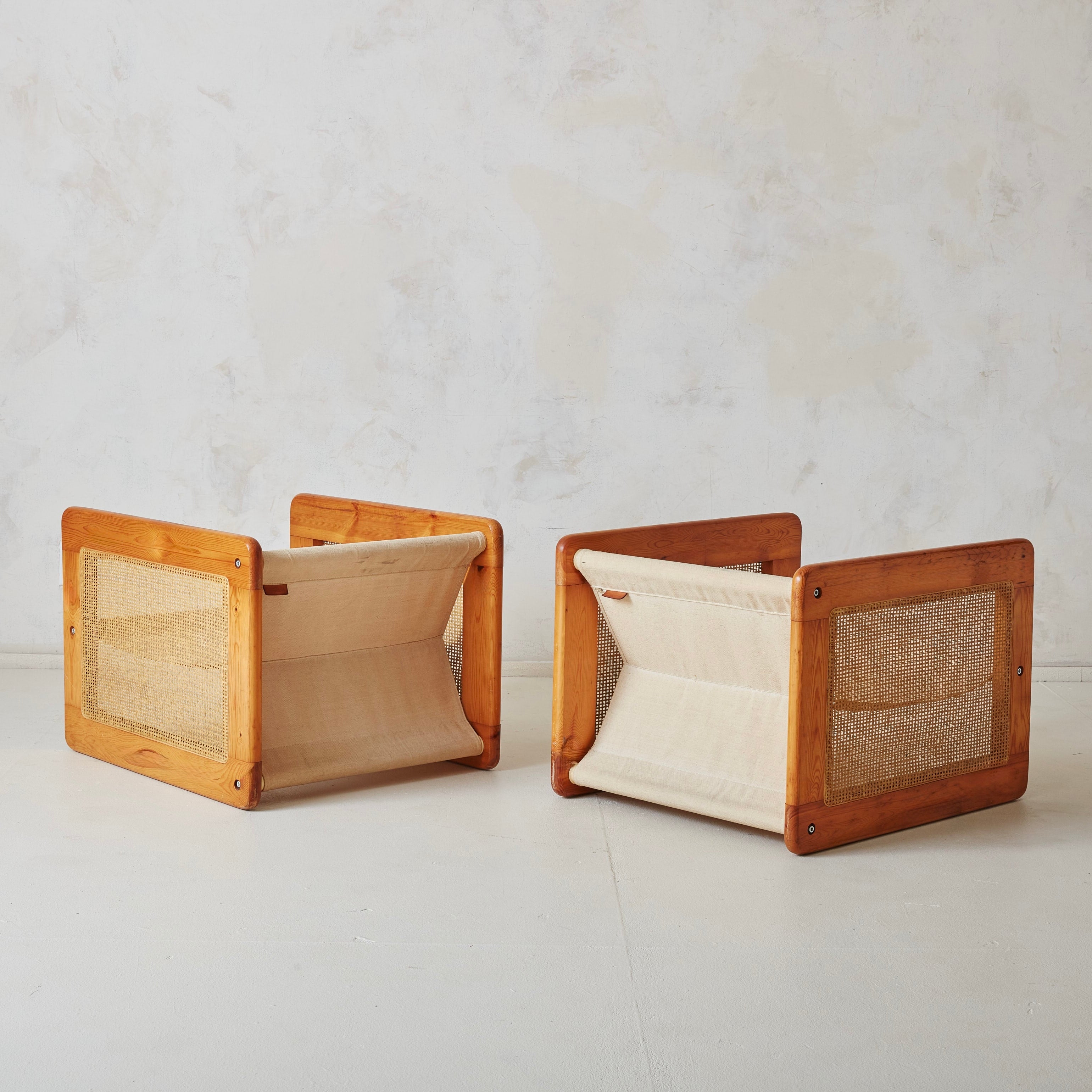 1970s Pair Of Lounge Chairs By Evoluzione