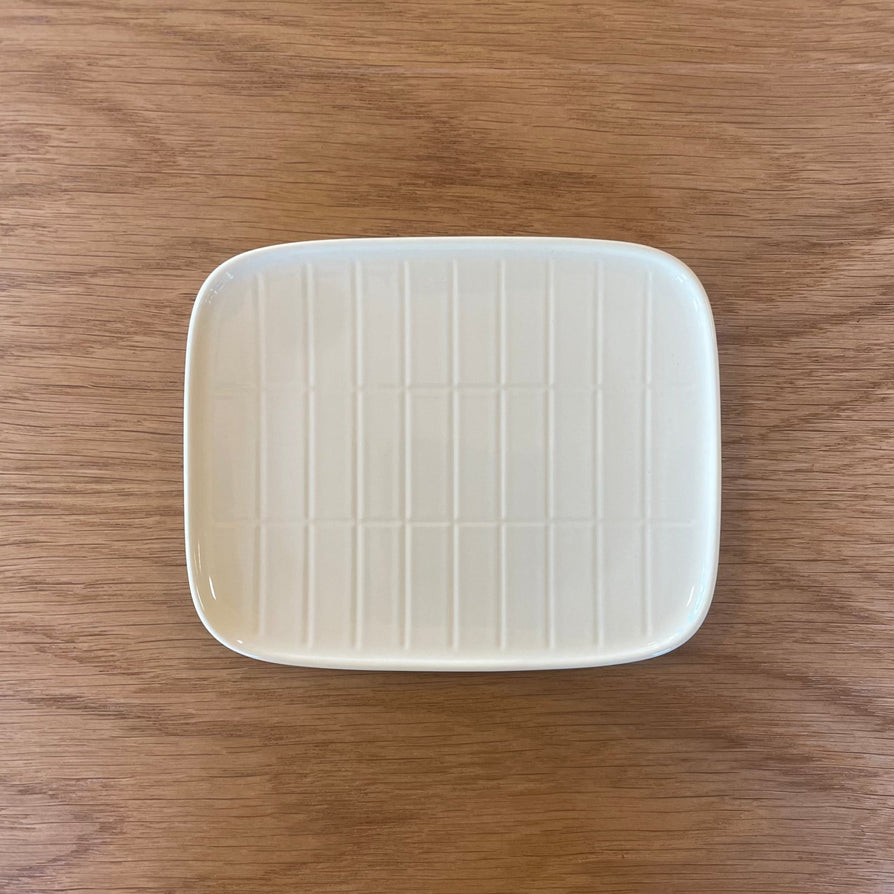 Marimekko Plate - Tiiliskivi in Butter