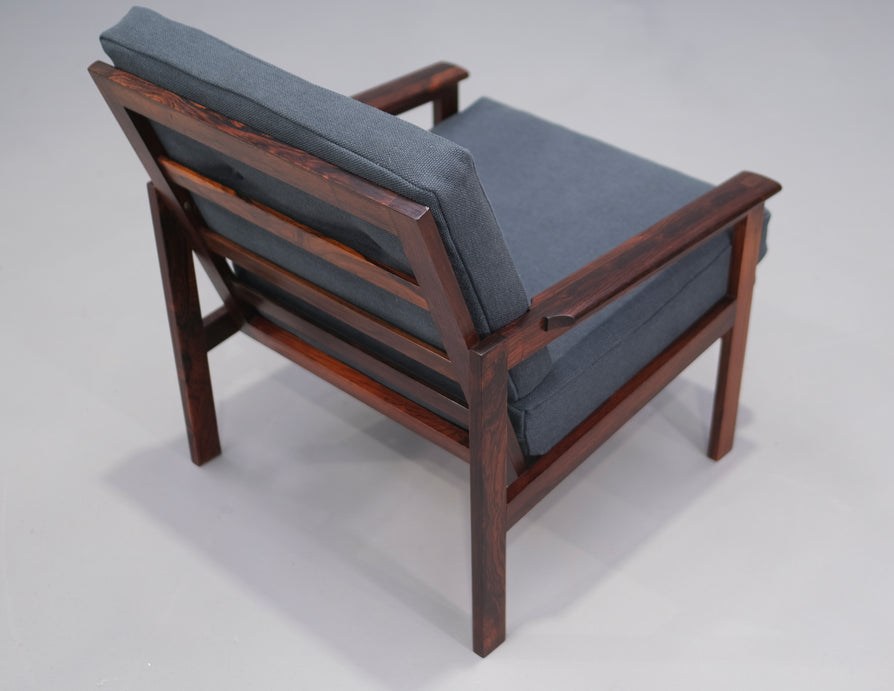 Illum Wikkelsø Model #4 Easy Chair