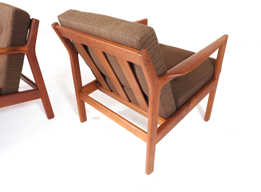 Pair of Lounge Chairs by Karl-Erik Ekselius