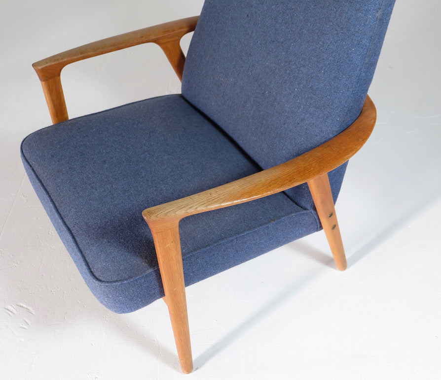 Broderna Andersson Lounge Chair in Oak & New Wool