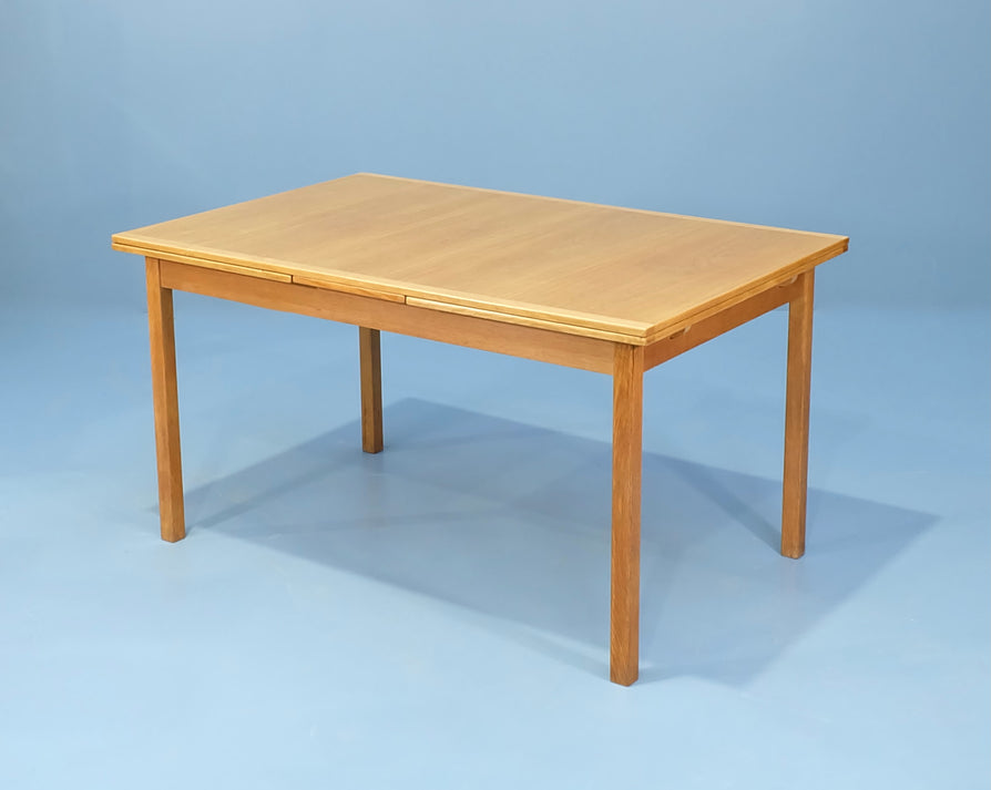 Nills Jonsson Extension Dining Table in Oak