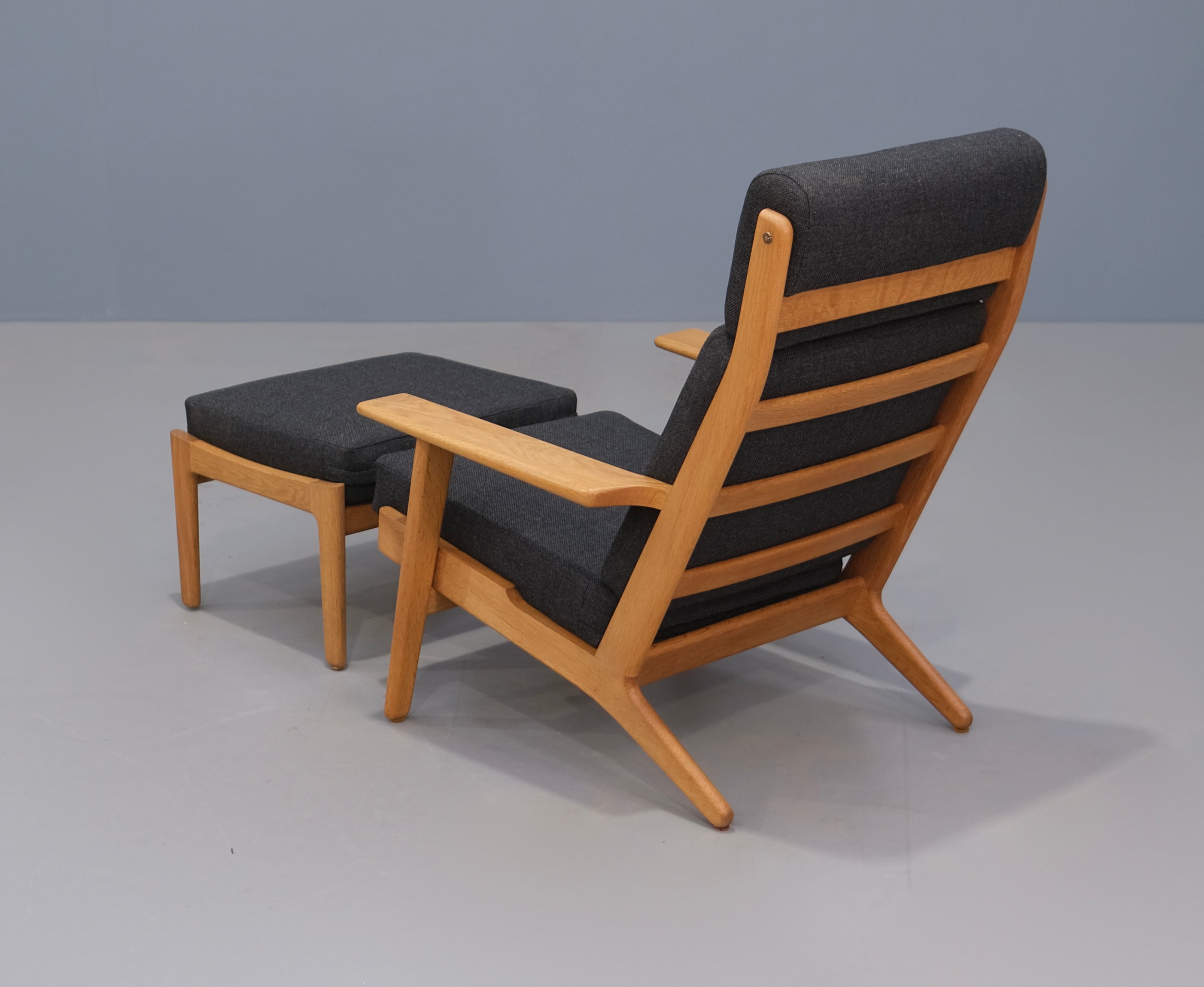 Hans Wegner High-Back GE290 Plank Chair and Footstool in Original Wool