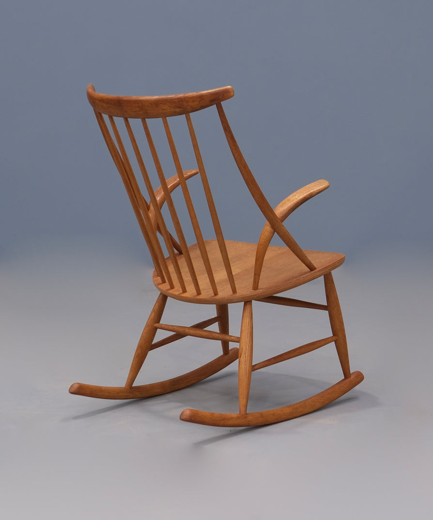 Illum Wikkelsø No.3  Rocking Chair