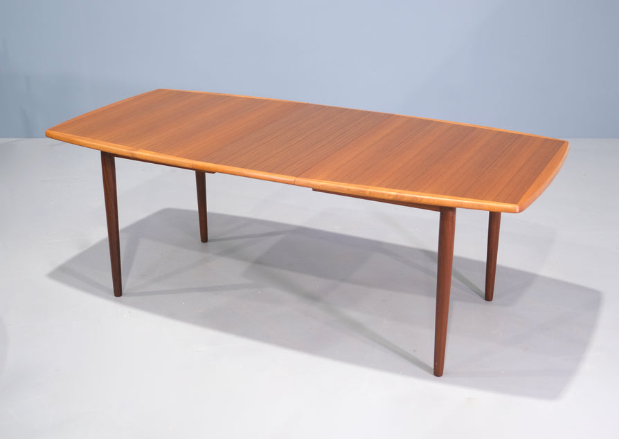 Rastad & Relling Extension Dining Table