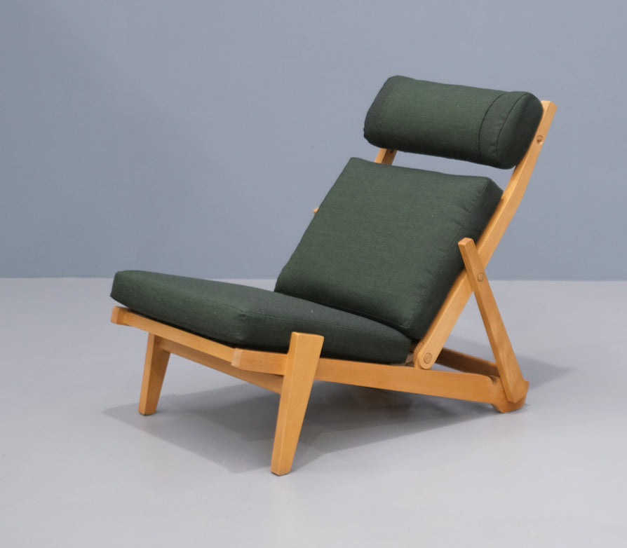 Hans J Wegner CH03 Lounge Chair