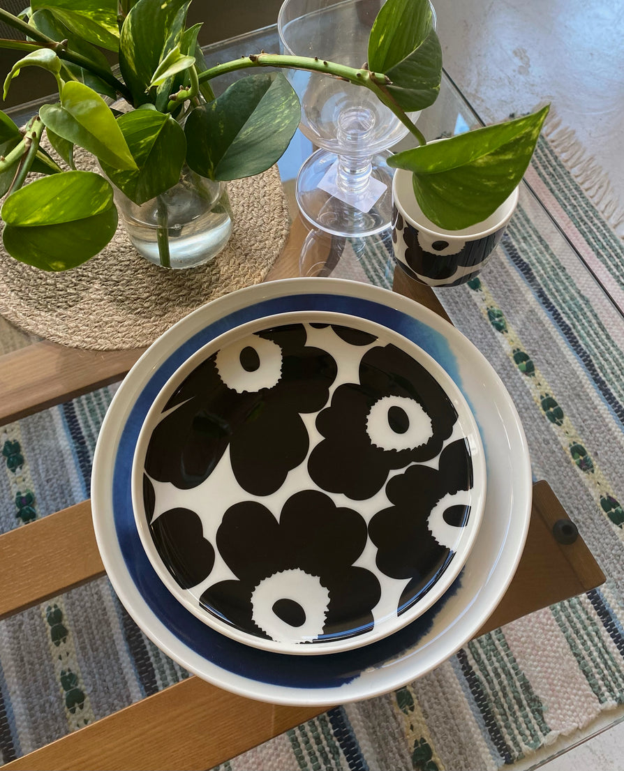 Marimekko Plate - Unikko