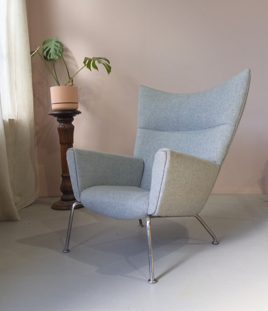 Hans J. Wegner CH445 Wingback Chair
