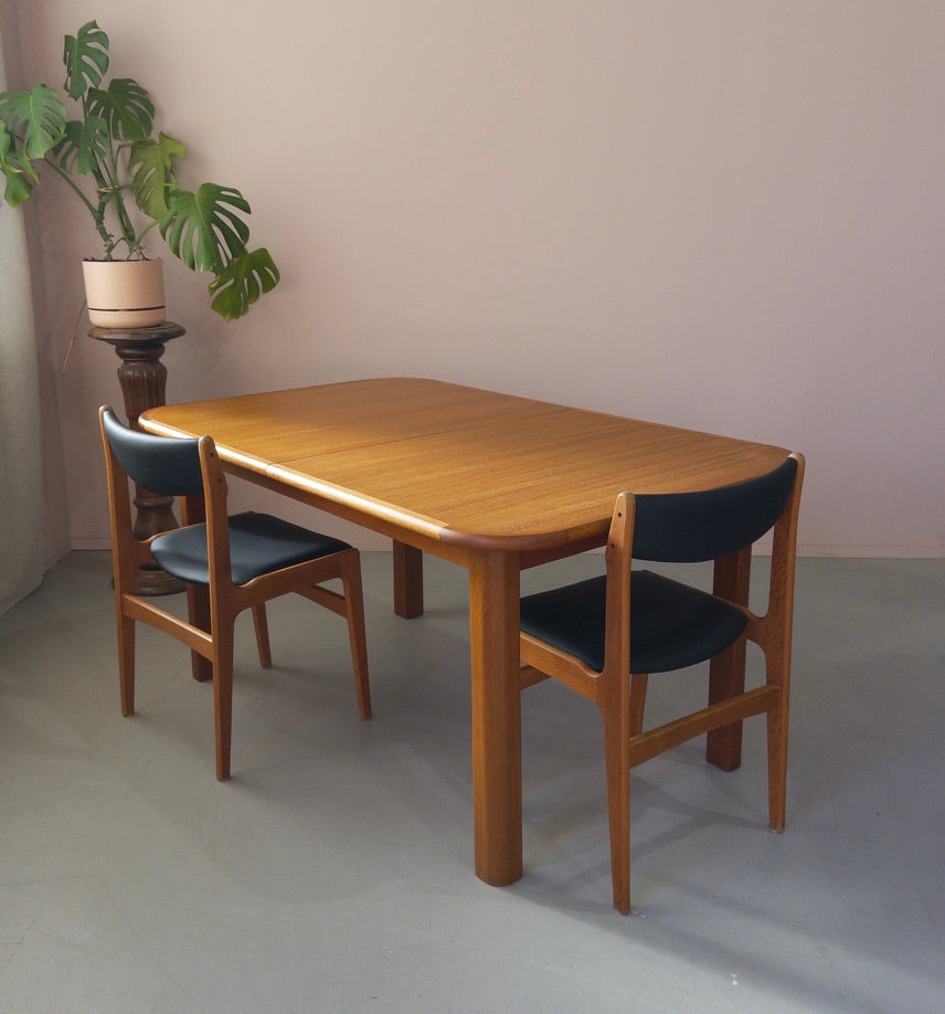 Danish Deluxe 1980s Extension Dining Table in Teak