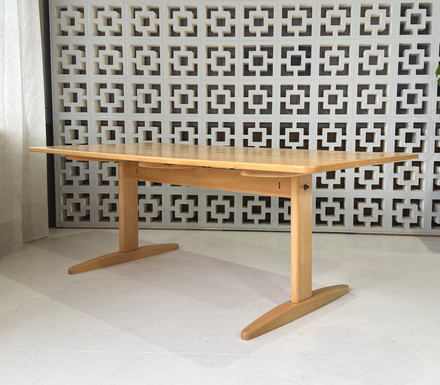 Børge Mogensen  Shaker Dining Table