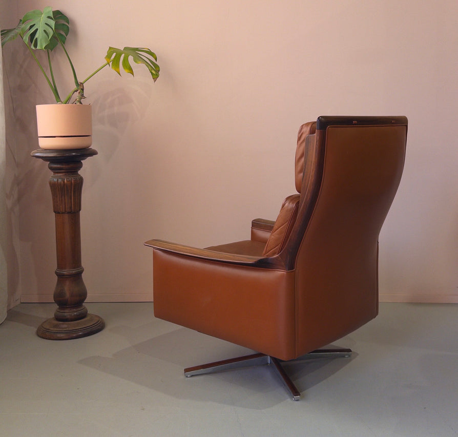 Torbjørn Afdal Swivel Chair with Footstool