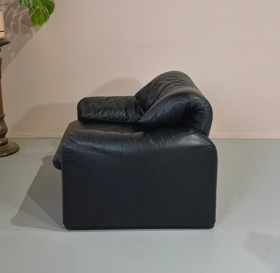Cassina Maralunga Lounge Chair