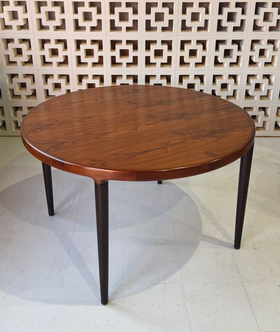 Skovmand & Andersen - Round Dining Table in Rosewood