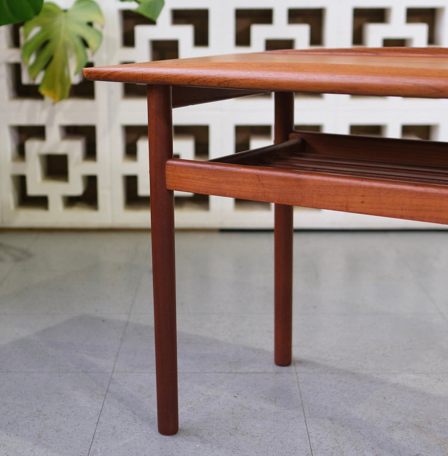 Grete Jalk Side-Table in Teak