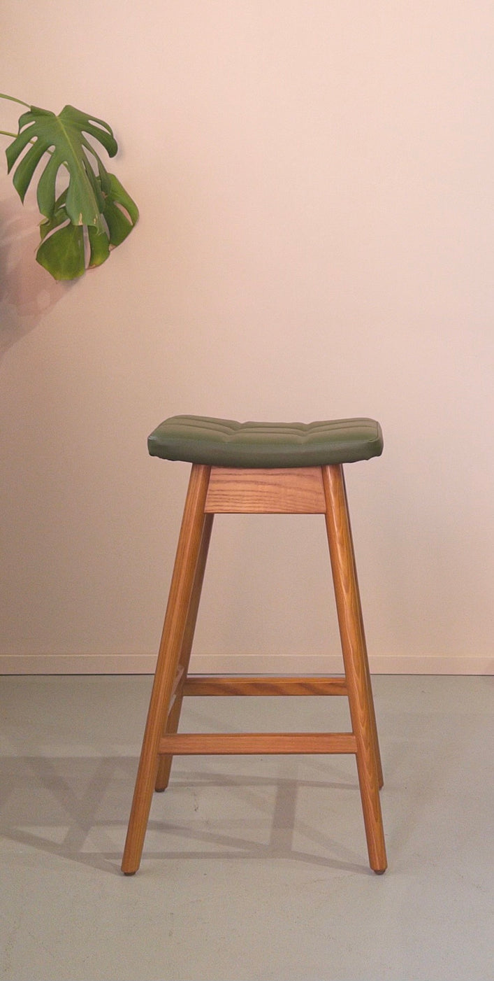 TH Brown Martelle Barstool in Teak & Green Vinyl