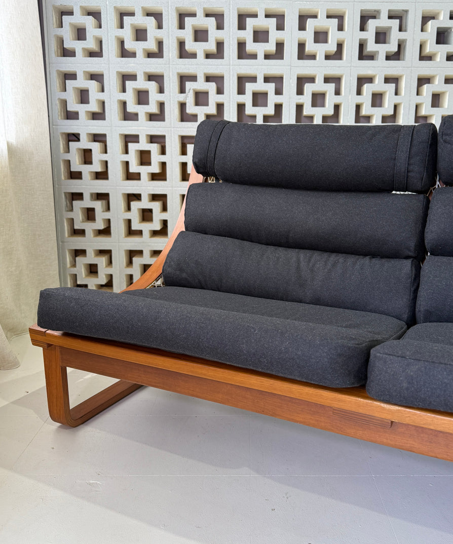 Tessa T4 Sofa in a New Wool