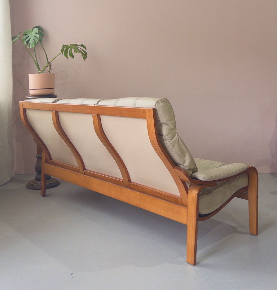 Danish Deluxe Sofa in Cream Leather