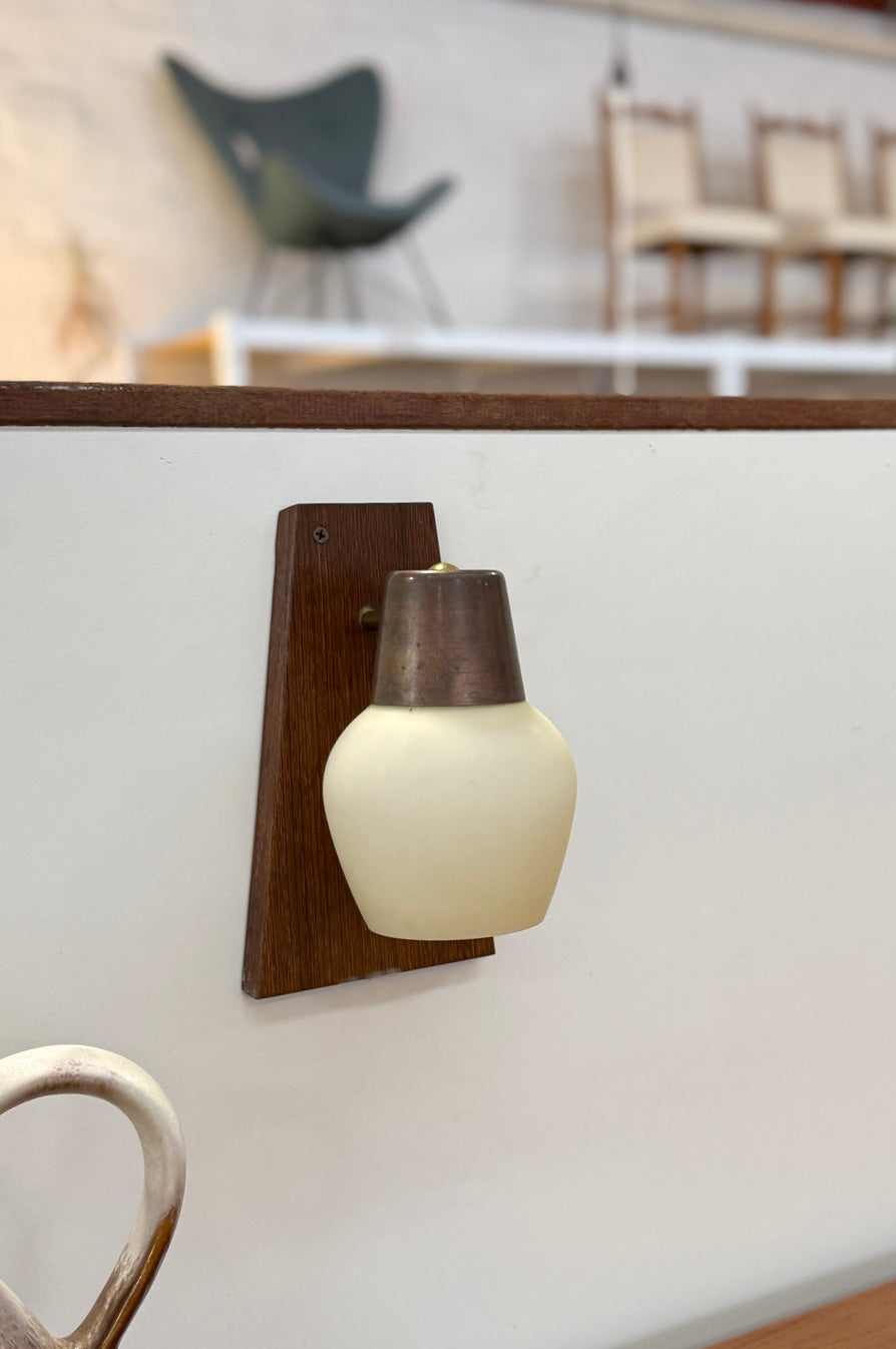Pair of Mid-Century Wall Sconces / Bedside Lamps