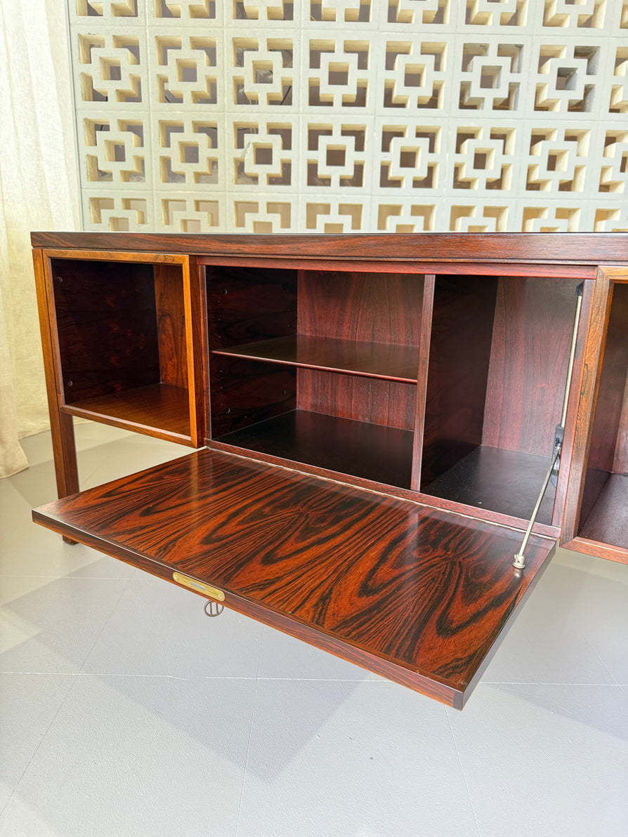 Model 77 Omann Jun Executive Desk in Rosewood