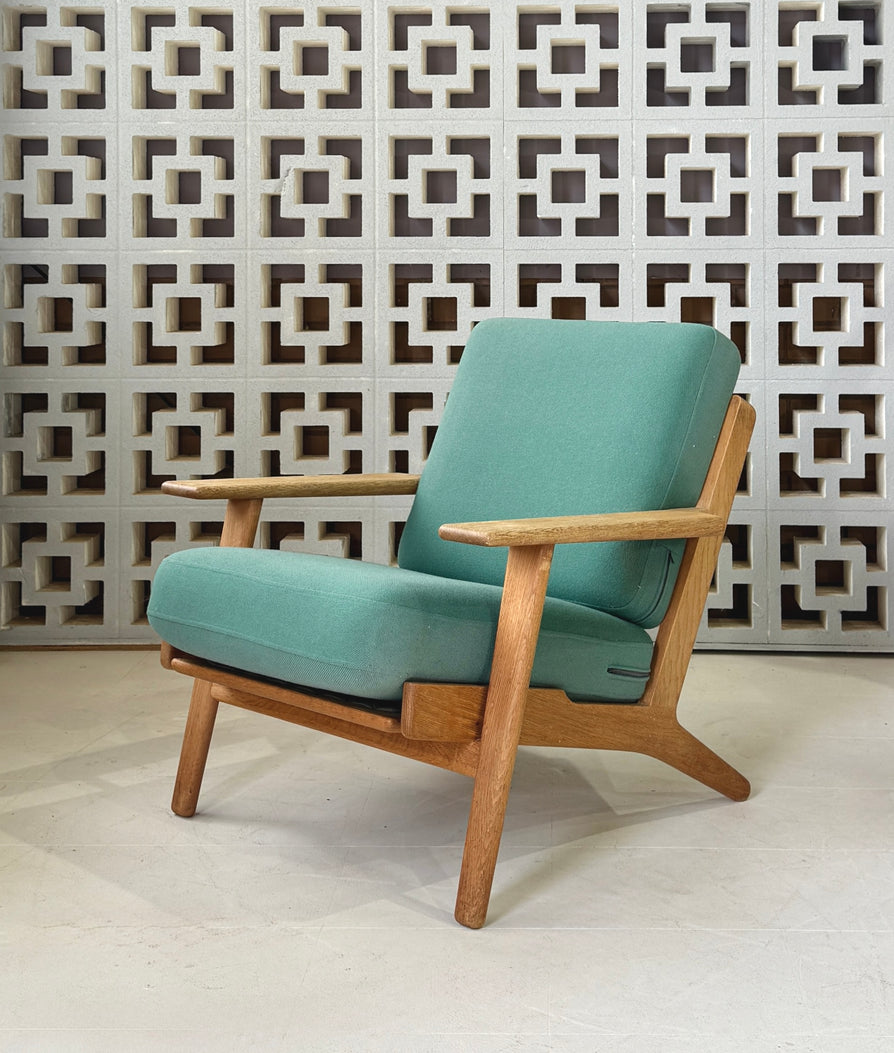 Hans Wegner GE290 Plank Chair