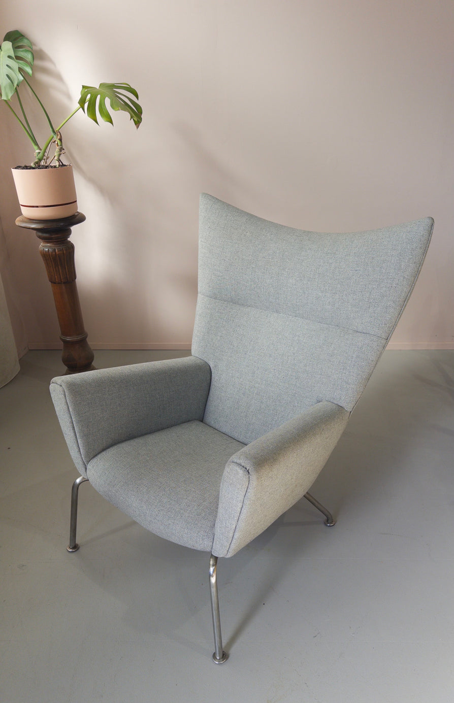 Hans J. Wegner CH445 Wingback Chair