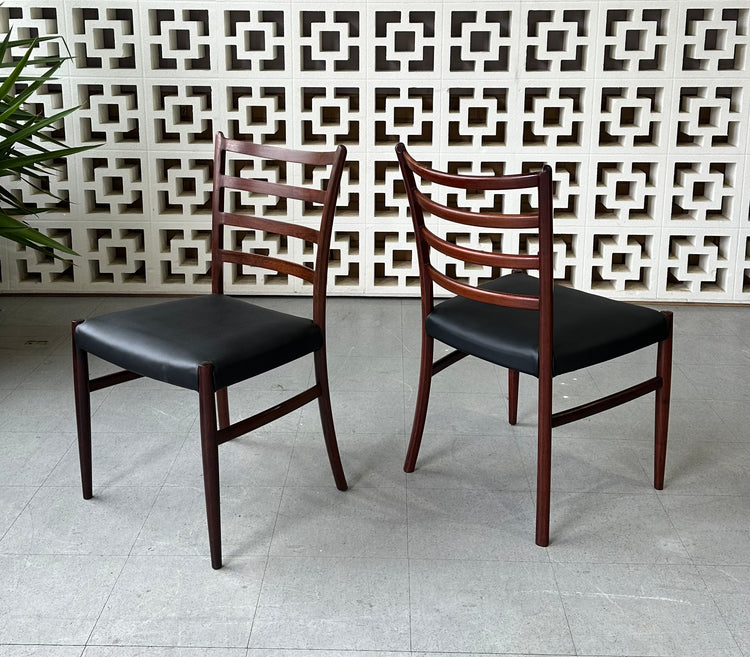 Six Skøvby Dining Chairs in Rosewood
