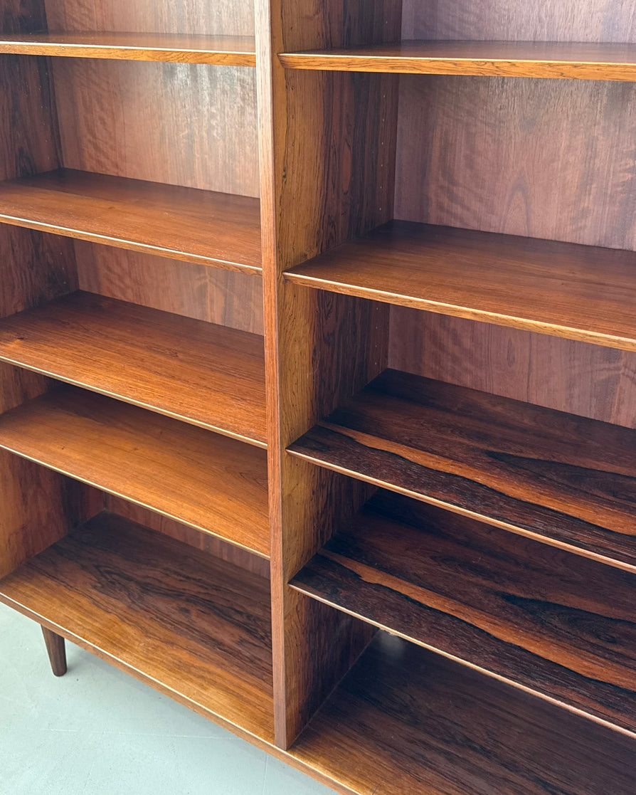 Omann Jun Bookcase in Rosewood