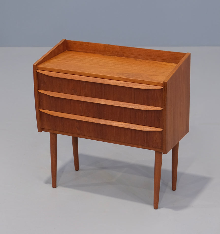 Danish Small Chest of Drawers / Bedside Table