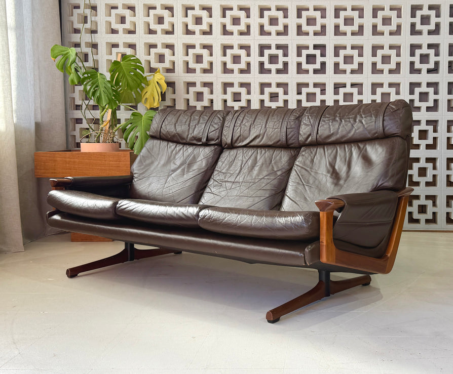 Tessa T21 Three-Seater Sofa in Brown Leather