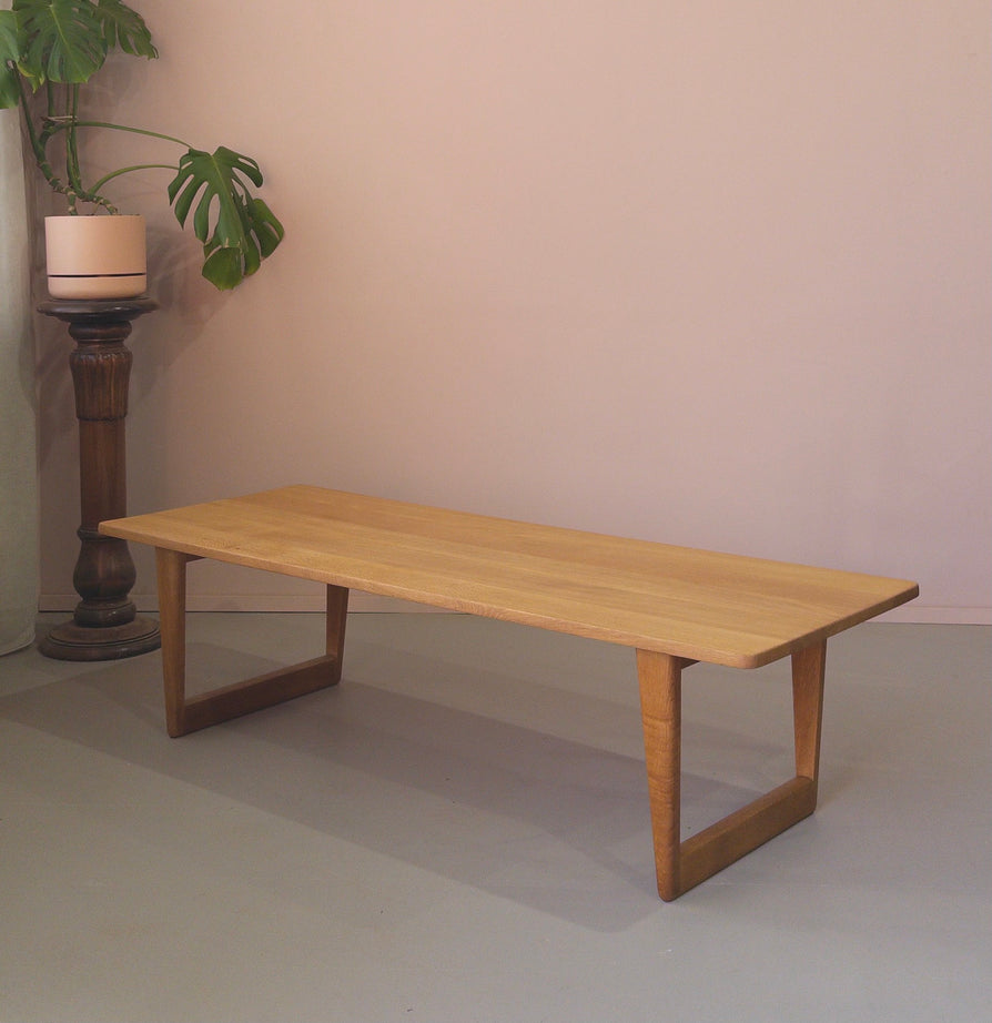 Mogensen Model 261 Coffee Table in Oak