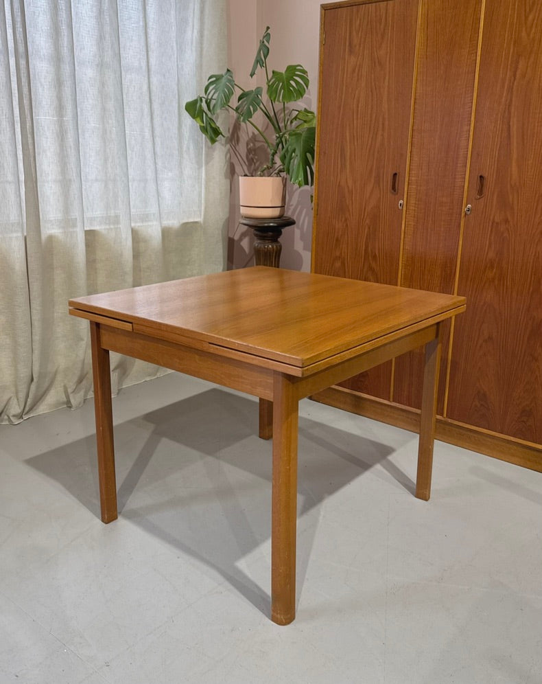 Mid-Century Square Extension Dining Table