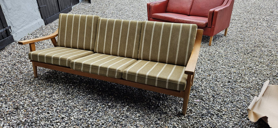 Hans Wegner GE530 Sofa