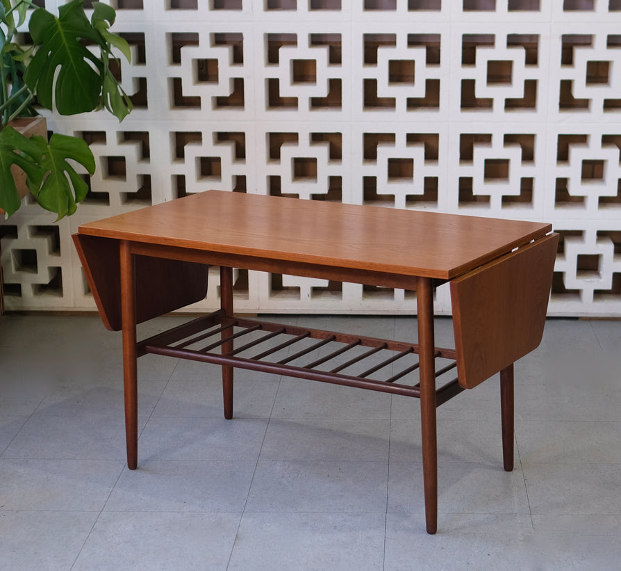 Danish Extension Coffee Table in Teak