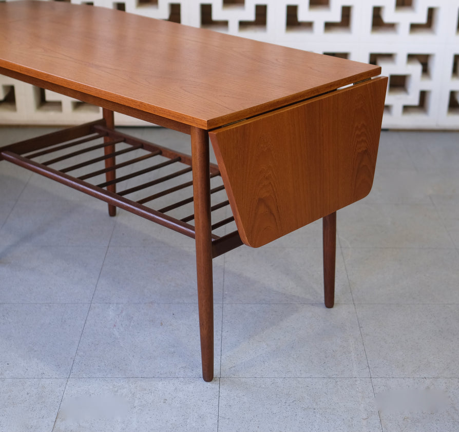 Danish Extension Coffee Table in Teak