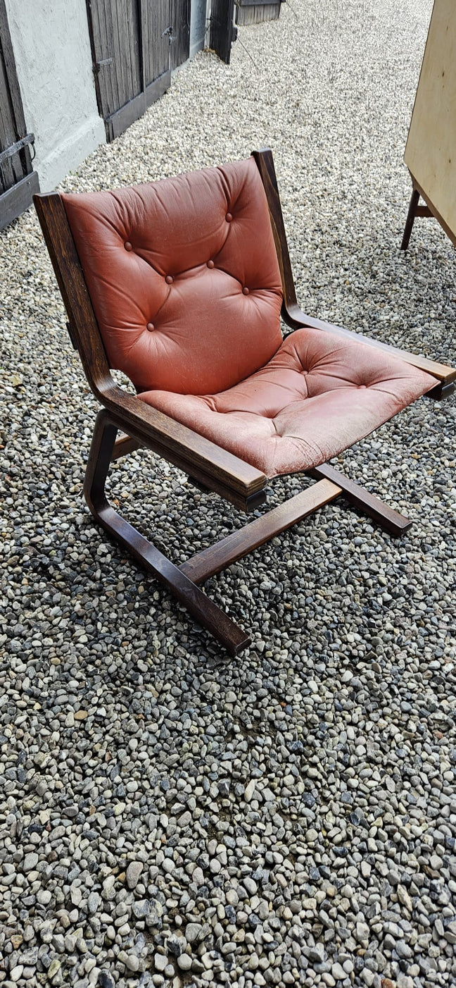 Norwegian Cantilever Chair in Leather