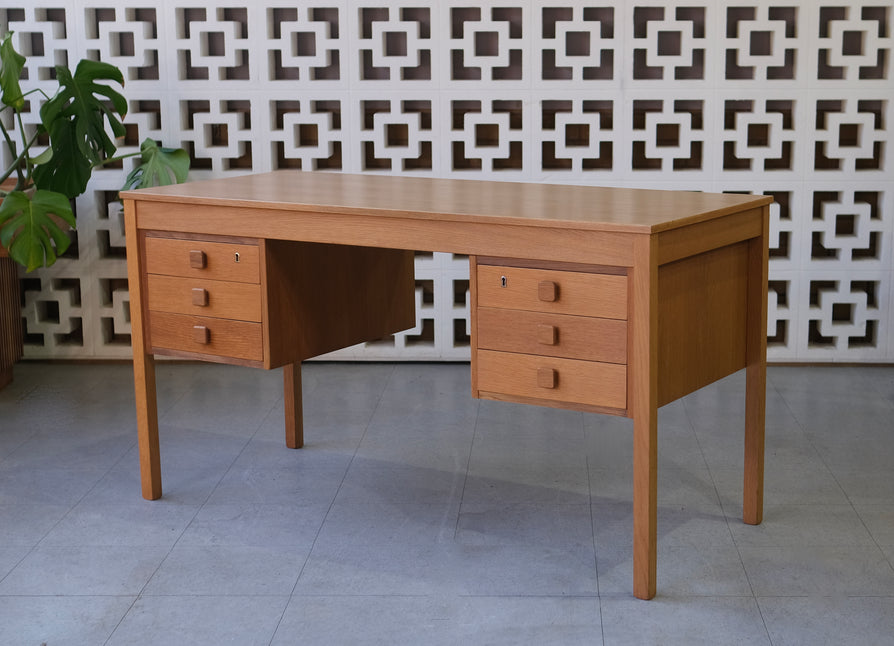 Domino Møbler Writing Desk in Oak