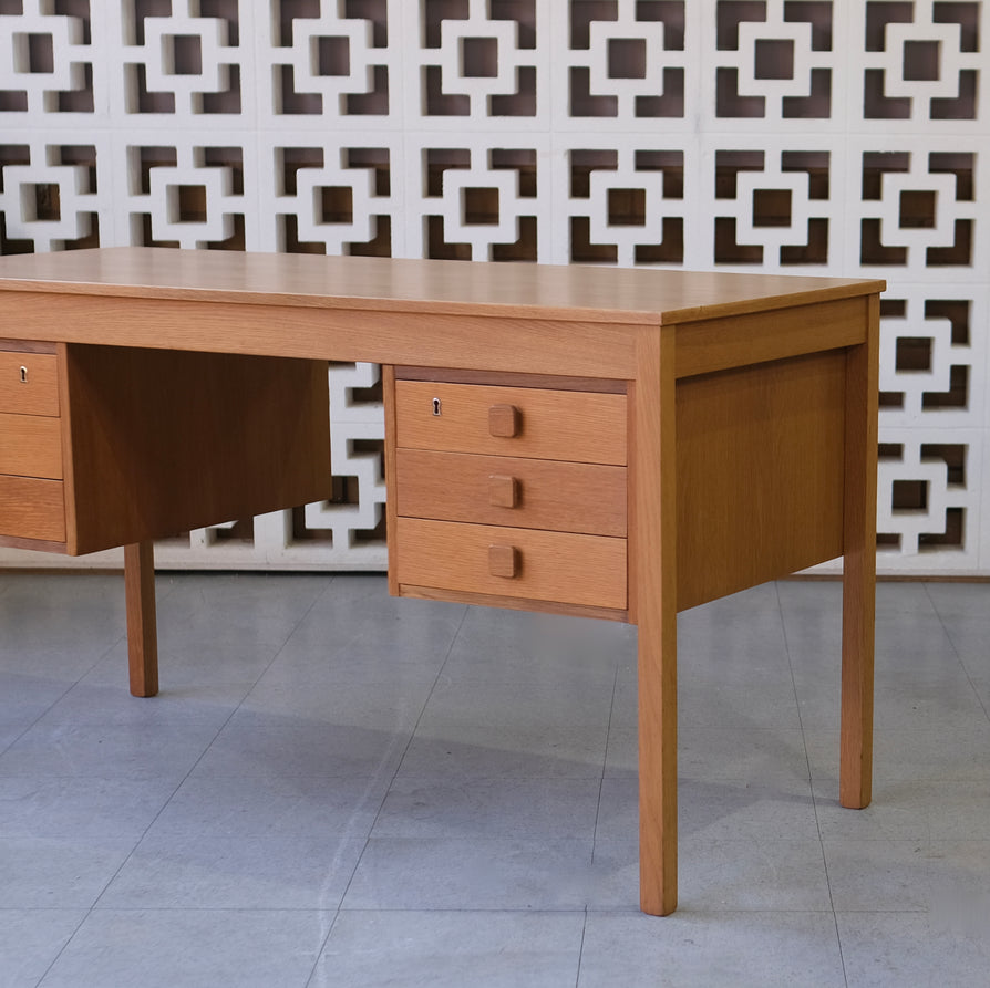 Domino Møbler Writing Desk in Oak