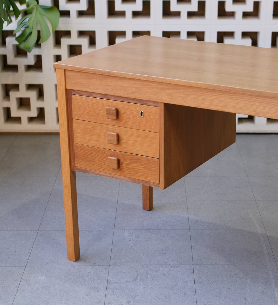 Domino Møbler Writing Desk in Oak