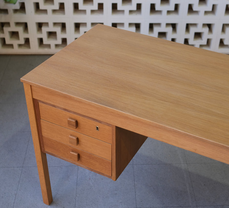 Domino Møbler Writing Desk in Oak