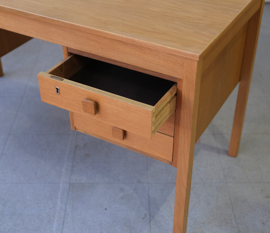 Domino Møbler Writing Desk in Oak