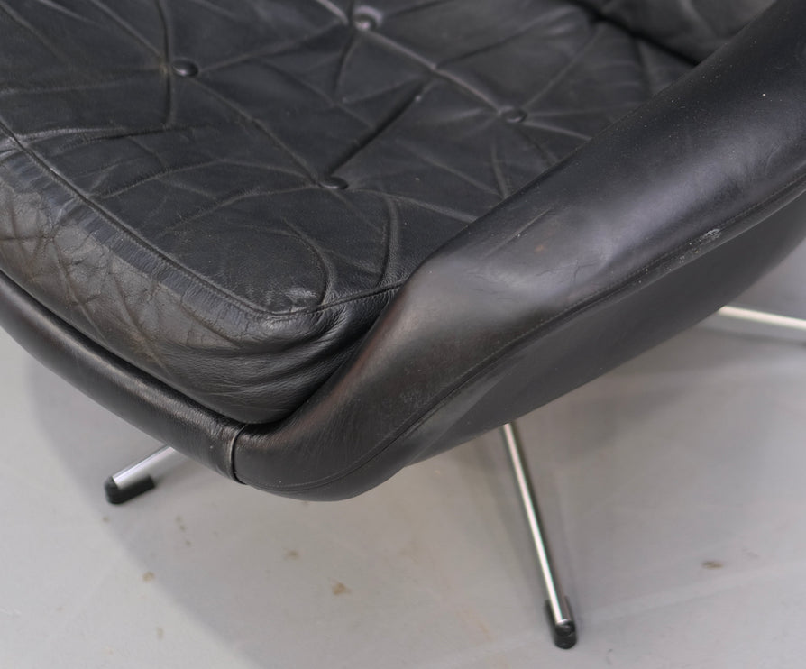 HW Klein Swivel Chair in Leather