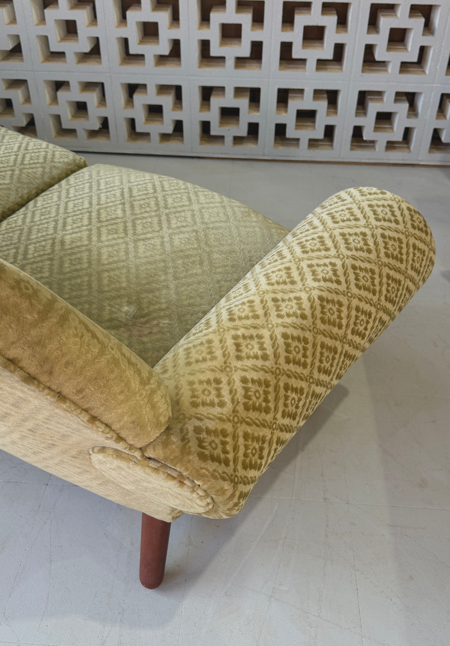 Kurt Østervig Model 14 Sofa in Original Velvet